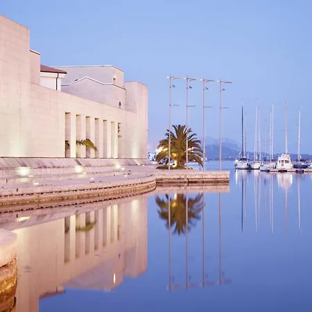 Apartment In With Garden Olbia