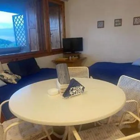 Lägenhet In With Garden Olbia