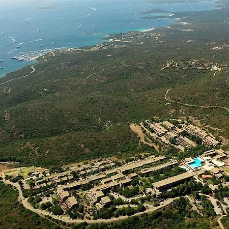 In With Garden Appartement Olbia