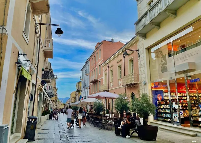 Appartement In With Garden Olbia